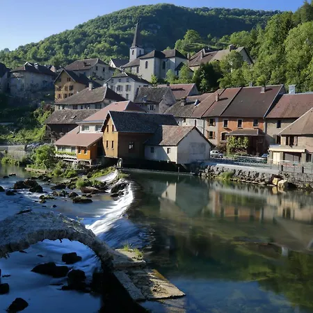 De La Vallee